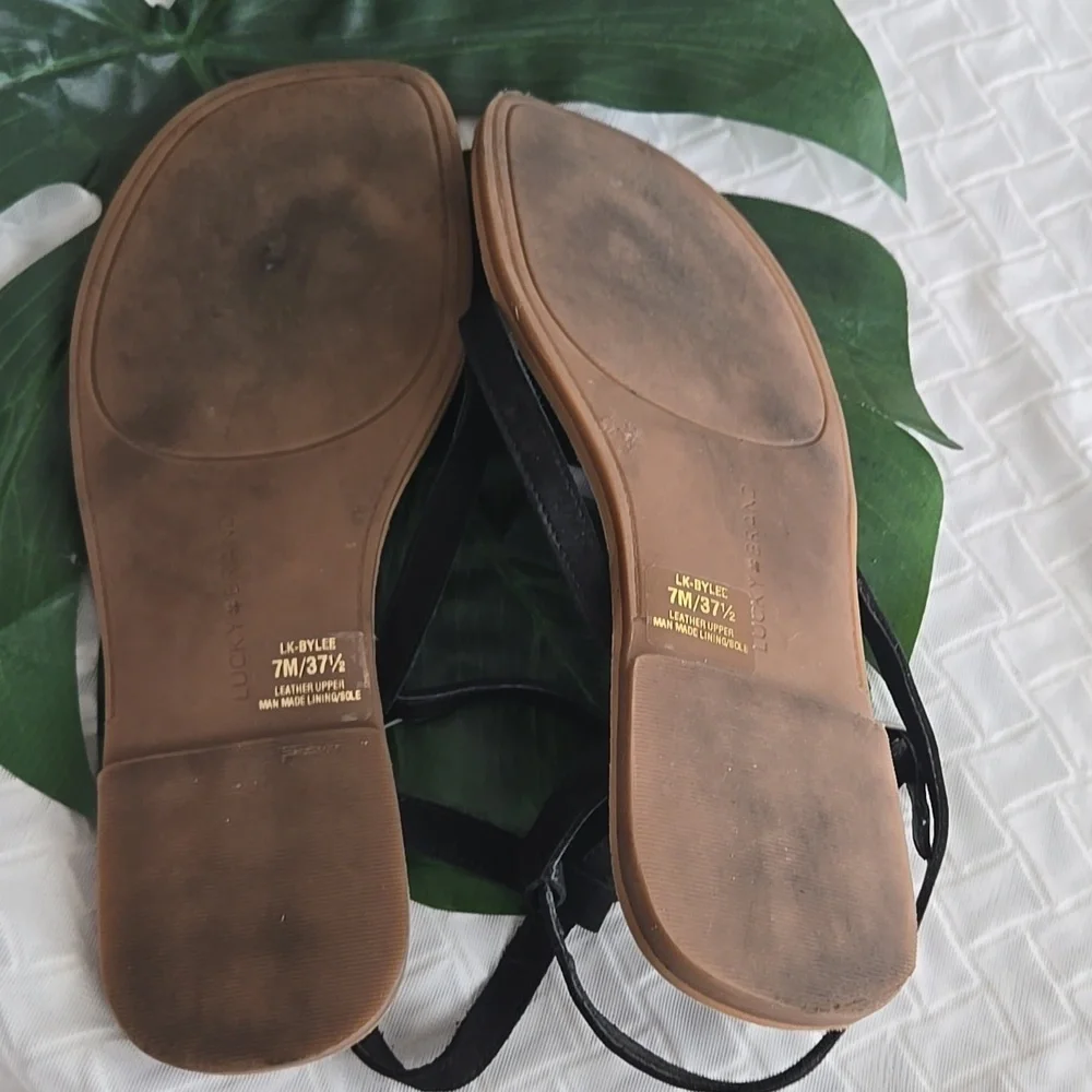 Lucky Brand BYLEE Black Strappy Flat Sandals Boho Bohemian Summer Shoes